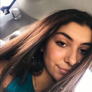 Meet your Posher, Bella